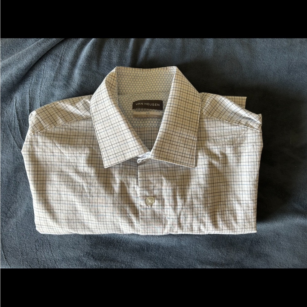 Van Heusen button down dress shirt